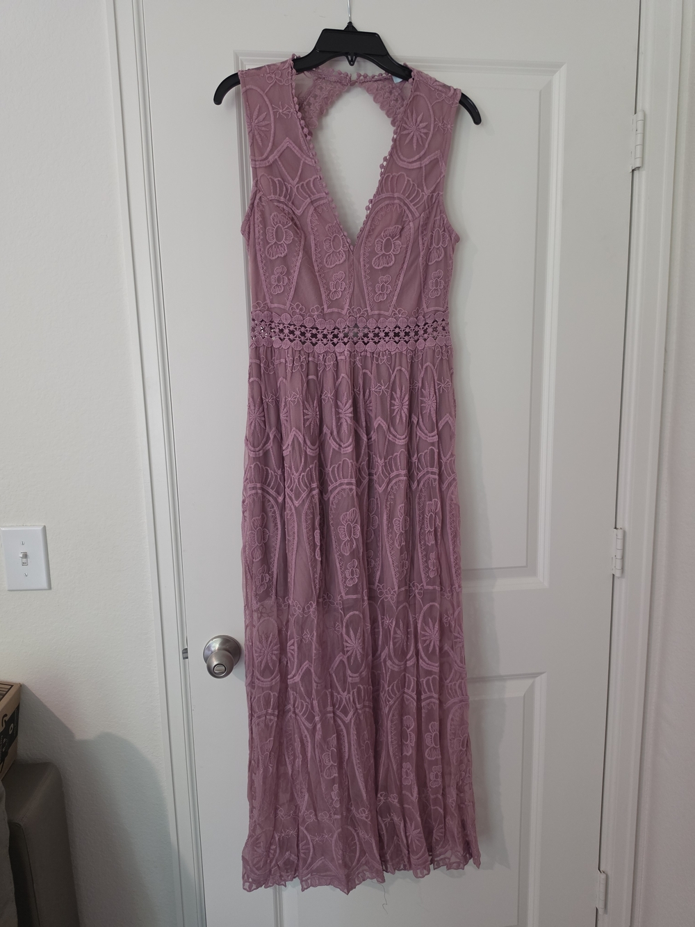She + Sky Mauve Lace Sleeveless Maxi Dress